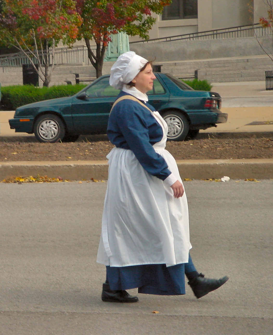 8th MO re-enactor Veterans Day Parade