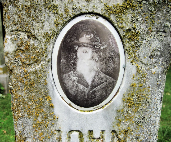 Medallion on Gravestone
